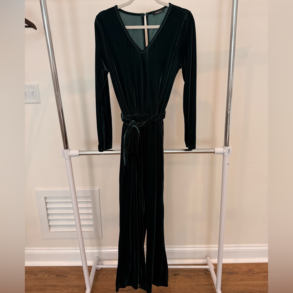 Elegant Dark Green Velvet Jumpsuit